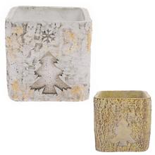 Cementový kvetináč v tvare štvorca s motívom stromčeka.