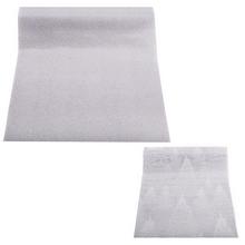 Štóla v striebornom prevedení s motívom stromčekov.