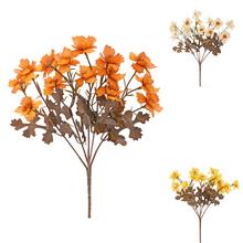 Kytica drobných kvetov v mixe štyroch farieb, 27 cm.