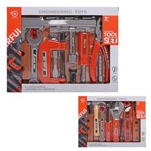 Sada plastového náradia pre deti.