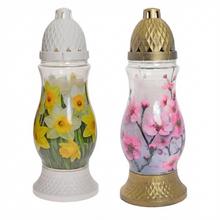 Náhrobné sviečky s kvetinovým vzorom, mix narcisov a čerešňových kvetov.