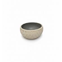 Umelý kameň kvetináč v pieskovom prevedení.