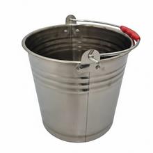 Nerezové vedro s objemom 5 litrov.
