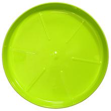 Zelená okrúhla miska pod kvetináč.