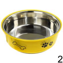 Nerezová miska pre psa s farebným plastovým okrajom.