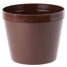 Hnedý kvetináč s priemerom 8 cm.