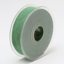 Zamatová stuha v odtieni kobaltovej zelenej, 25 mm x 7 m.