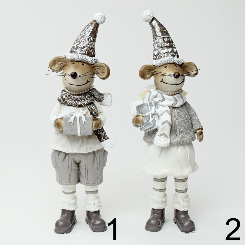 Keramické vianočné dekorácie myši v zimných oblečkoch.