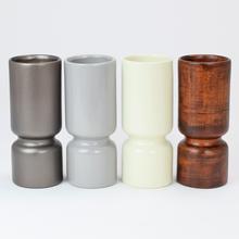 Váza Thalia v štyroch farbách.