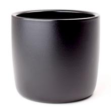 Čierny keramický obal na kvetináč.