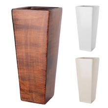 Vysoká váza kváder v hnedých a svetlých farbách.