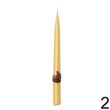 Veľkonočné sviečky v tvare špice, žltá a zelená s dekoráciou kurčaťa.