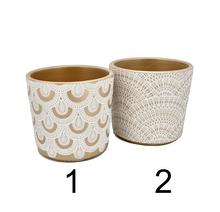 Dva keramické kvetináče s dekoratívnym vzorom v zlatej farbe.