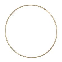 Kovový aranžérsky kruh s priemerom 30 cm.