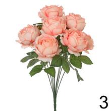 Kytica umelých ruží v mixe farieb.