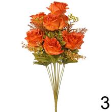 Kytica umelých ruží s 3 kvetmi, výška 49 cm.