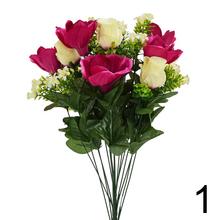 Kytica umelých kvetov magnólie a ruže v mixe farieb.