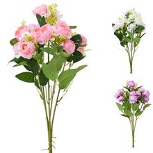 Kytica ranunkulus mix v rôznych farbách.