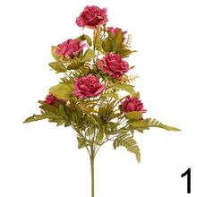 Kytica umelých ruží a margarét v mixe farieb.