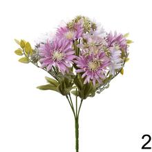 Kytica chryzantémy a sedumu s mixom zelene.