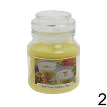 Sviečka s vôňou zeleného čaju v skle.