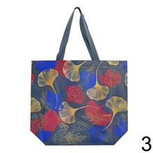 Nákupná taška z PP laminátu v mixe farieb a vzorov.