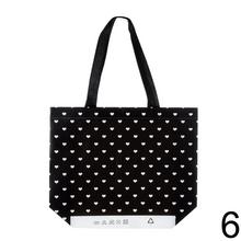 Nákupná taška z PP laminátu v mixe farieb a vzorov.