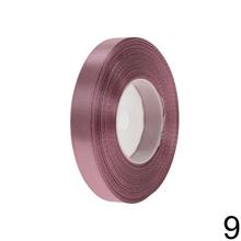 Mix farieb saténových stúh v rôznych odtieňoch.