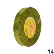 Mix farieb saténových stúh v rôznych odtieňoch.