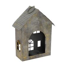 Sivý plechový domček na čajovku s oknami.