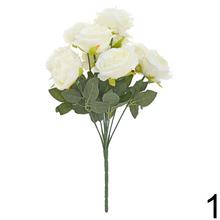 Kytica umelých ruží v mixe farieb.