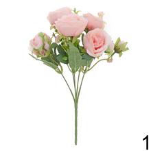 Kytica umelých ruží v mixe farieb.