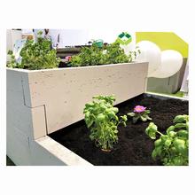 Vyvýšený záhon z betónu v tvare 24, šedý.