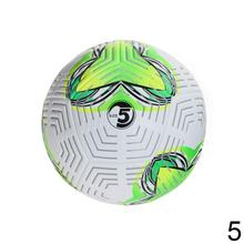 Futbalová lopta mix farieb a dizajnov.