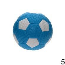 Futbalová lopta v mix farbách.