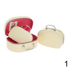 Kufrík na doplnky srdiečka v mix farbách.