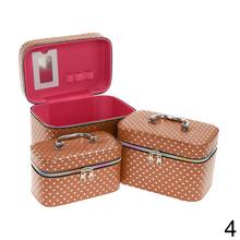 Kufrík na doplnky srdiečka v mixe farieb.