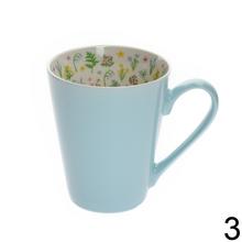 Porcelánová šálka s kvetinovým vzorom, mix farieb.