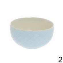 Porcelánová miska s objemom 550 ml v rôznych farbách.