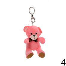 Prívesok medvedík v rôznych farbách.