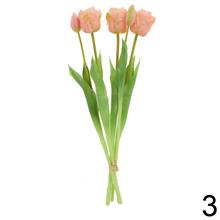 Kytica umelých tulipánov v mixe farieb.