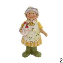 Dedko a babka so sliepočkou, dekorácia na Veľkú noc.