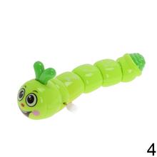 Modrý červík na kľúčik s usmievavou tvárou.