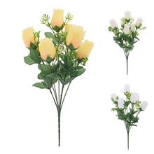 Kytica umelých ruží v mixe farieb.