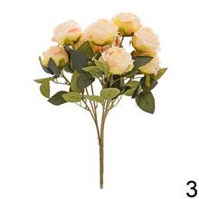 Kytica umelých ruží v mixe farieb.