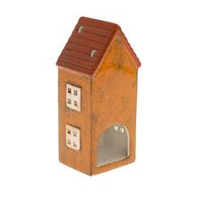 Porcelánový domček na sviečku v červenej a hnedej farbe.