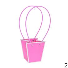 Taška na kvety s dvoma rúčkami v bielej a ružovej farbe.