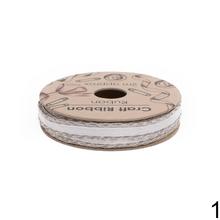 Sada stúh s rôznymi vzormi.