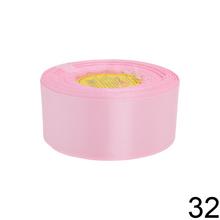 Mix farieb saténových stúh v rôznych odtieňoch.