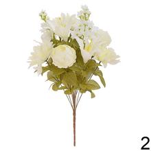 Kytica umelých kvetov s mixom dalí, pivoniek a ľalií.